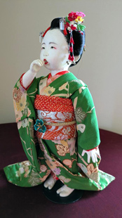 「指しゃぶり（舞子シリーズ）」福田朝子